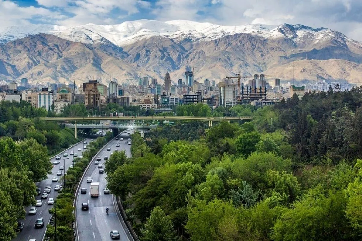 هوای تهران در وضعیت قابل قبول است