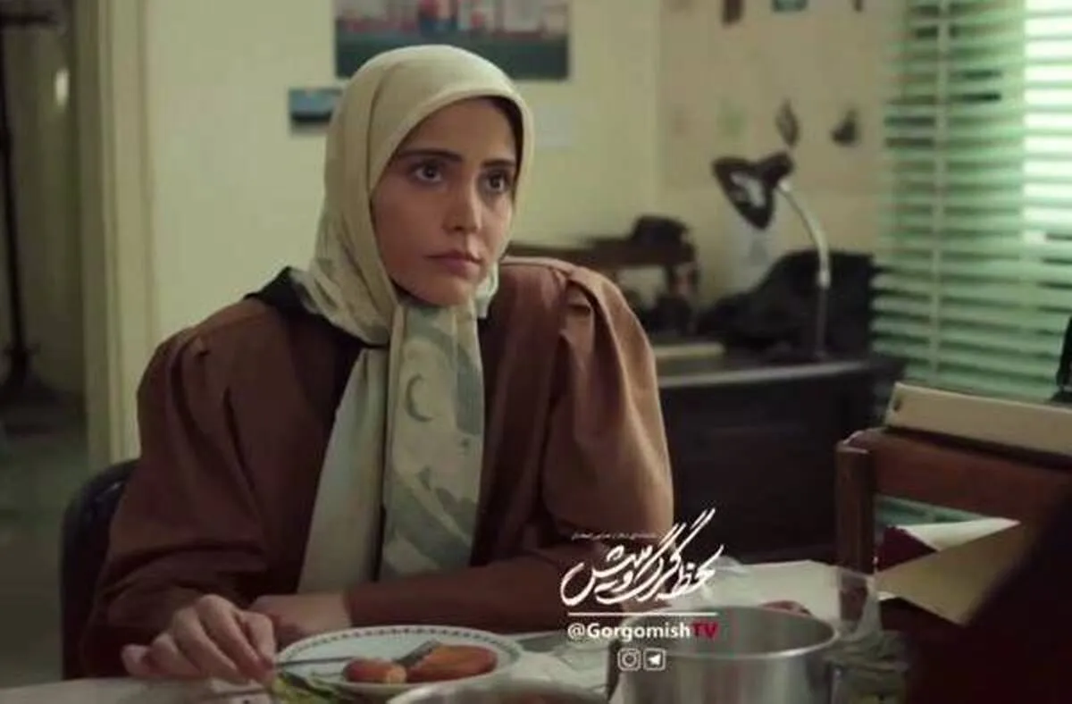 تصویر جذاب از بازیگر لحظه گرگ و میش در یک مراسم