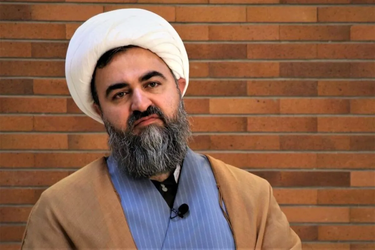 محمدتقی اکبرنژاد، روحانی تازه خلع لباس شده کیست؟
