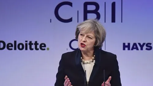 U.K.’s May Faces Brexit Revolt as Lawmakers Challenge Her Power