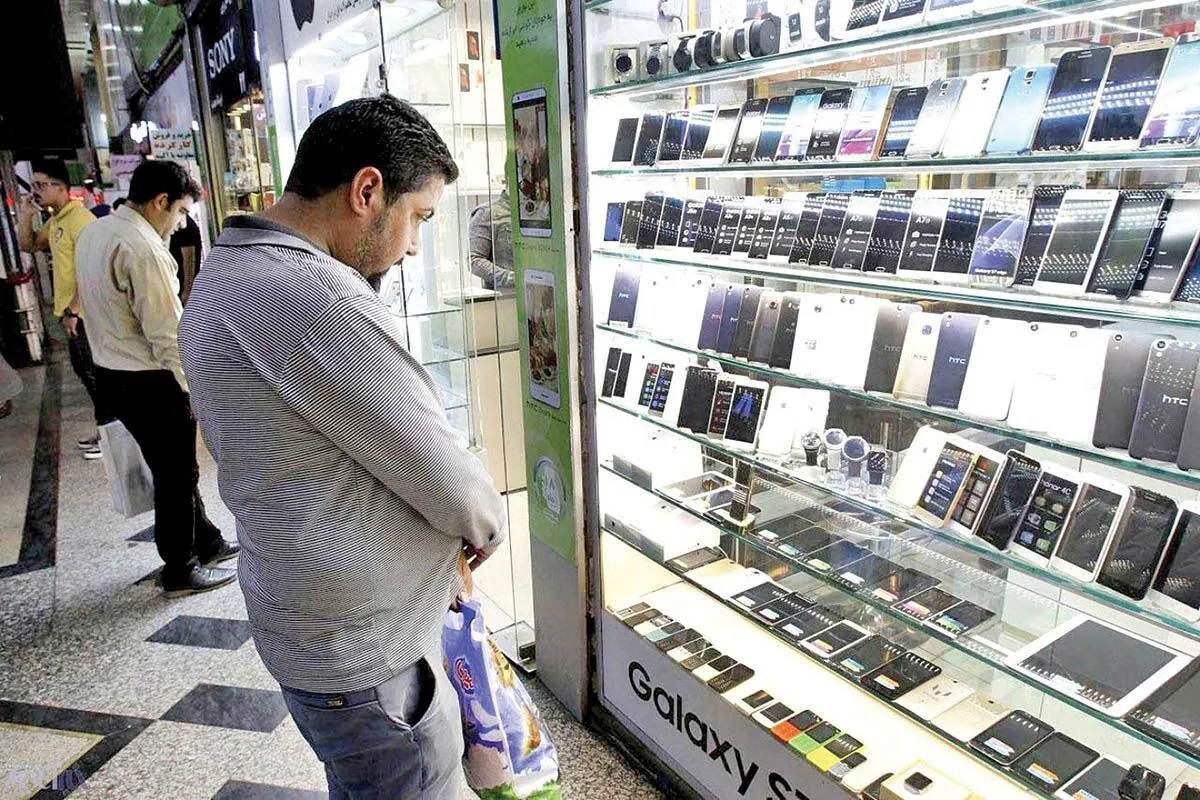 منتظر گرانی موبایل باشید/ پیام لایحه بودجه به بازار موبایل