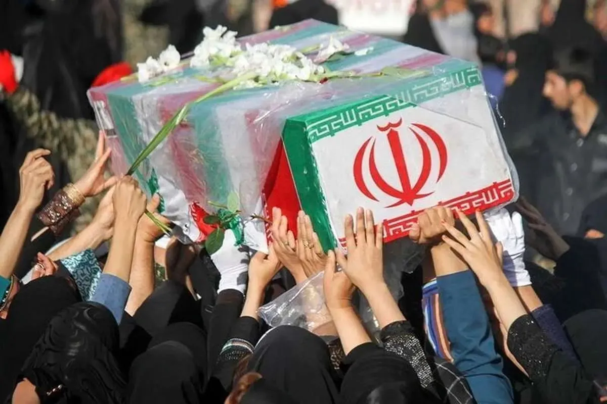 فیلم حاوی صحنه‌های دلخراش / بی‌تابی خانواده شهدا در مراسم وداع با پیکرهای شناسایی‌نشده