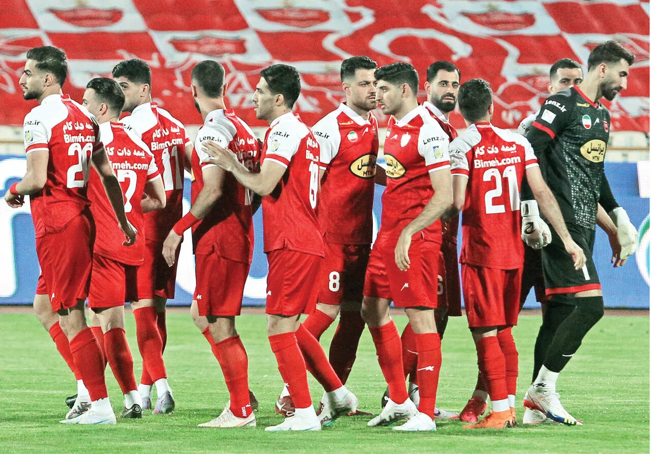 پرسپولیس یکشنبه جشن قهرمانی می‌گیرد