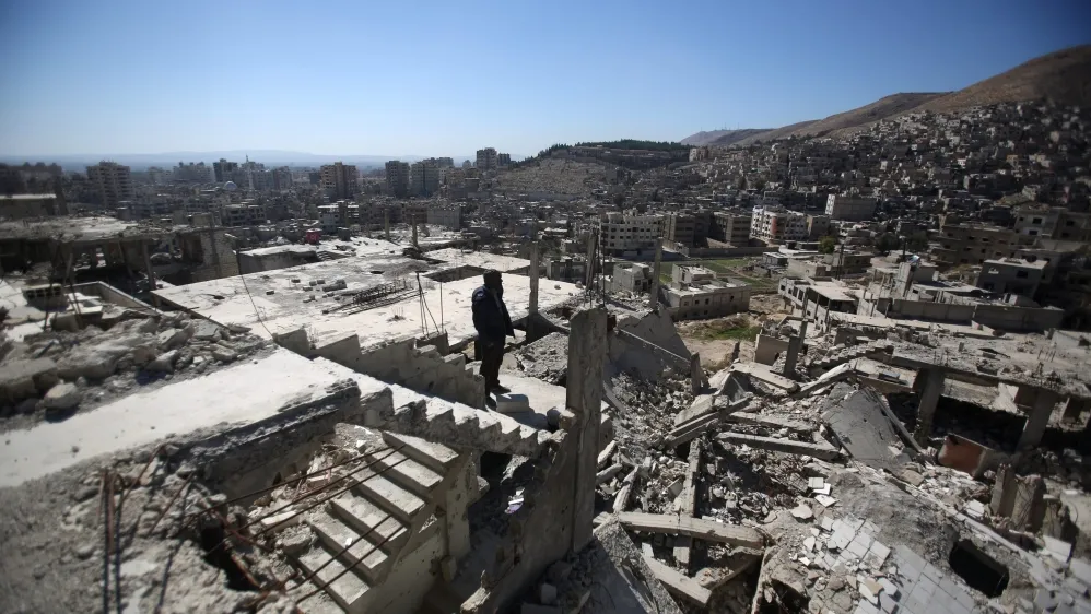 Syria truce largely holds as aid preparations begin